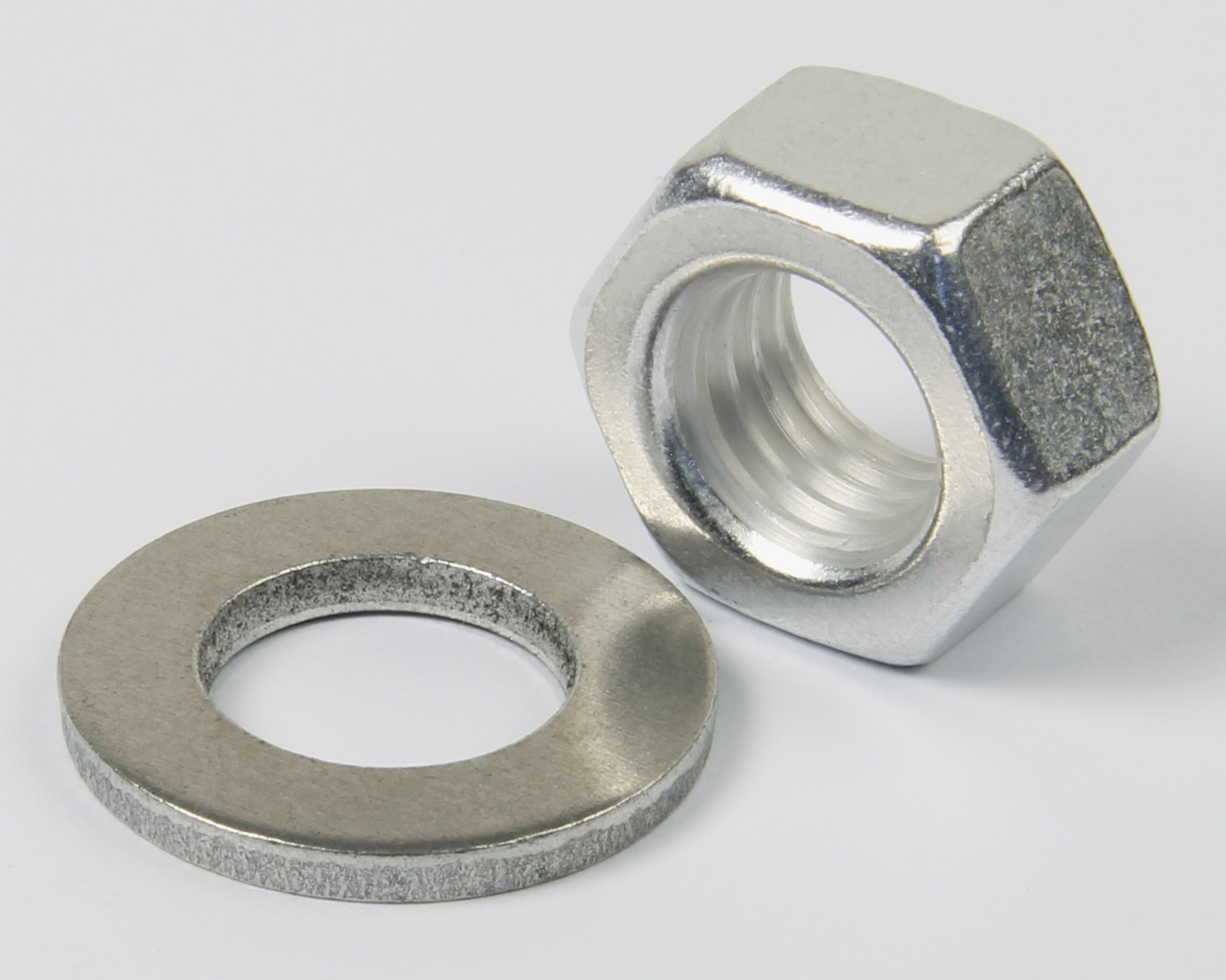 Aluminium nut and flat washer